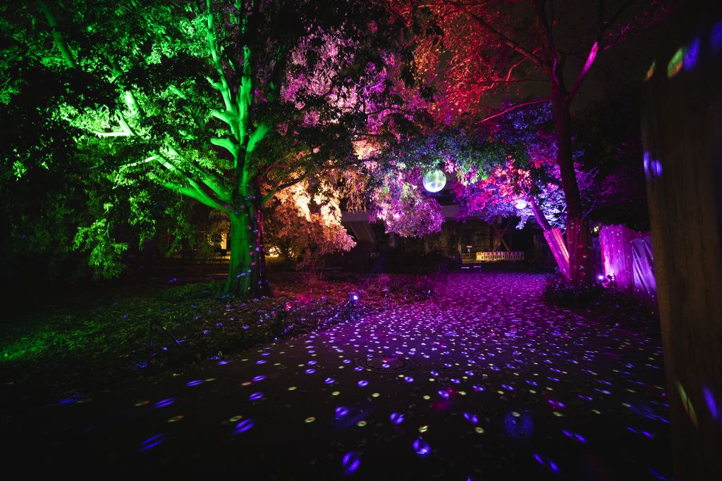 christmas-garden-stuttgart-2021-tanz-der-sterne