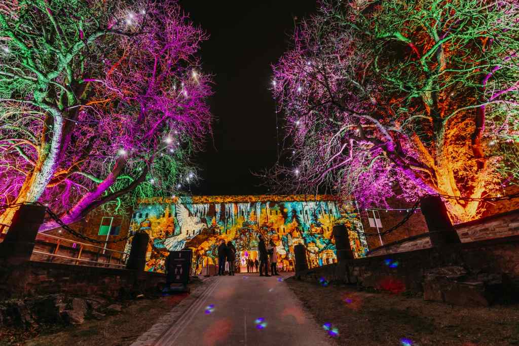 christmas-garden-koblenz-2022-walltor