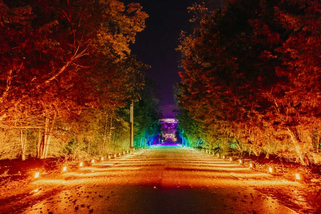 christmas-garden-frankfurt-2022-regenbogenweg