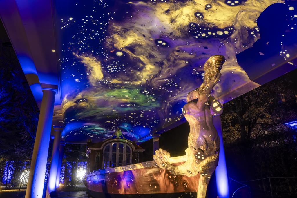 Dresden Christmas Garden Berlin 2021 | Endlich Bescherung ©Christmas Garden/Michael Clemens